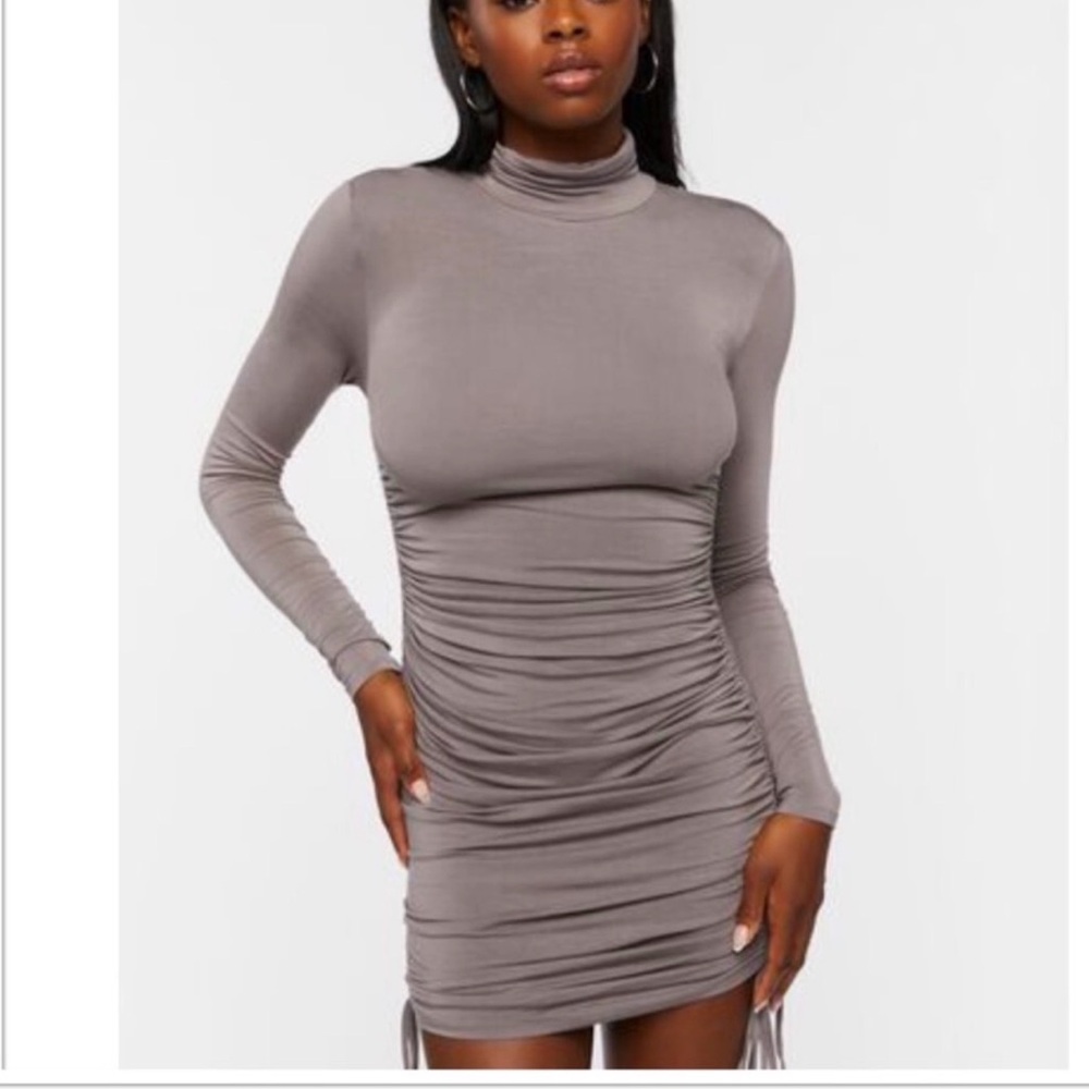 Forever 21 Gray Long Sleeve Dress